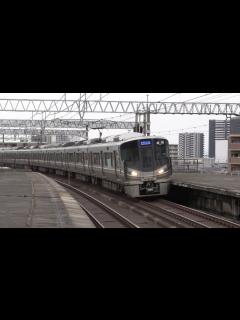 [x]JR西日本 225系100番台 I11編成+223系2000番台 V10編成 湖西線 A新快速 姫路行き 大津京駅 20230605 ...