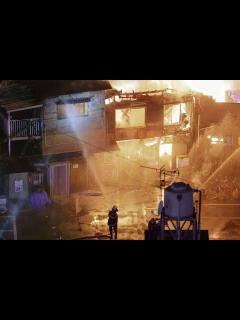 [x]長崎市の繁華街で民家火災 けが人はいない模様 - YouTube