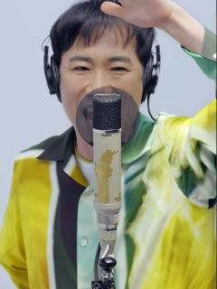 [x]藤井隆 - ナンダカンダ / THE FIRST TAKE - YouTube
