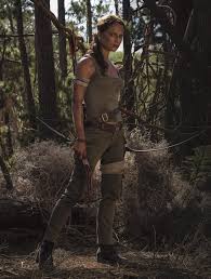 Xユーザーのalicia vikanderさん: 「Alicia Vikander as Lara Croft in ...