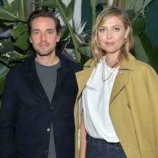Maria Sharapova engaged to Alexander Gilkes \u2014 see the announcement
